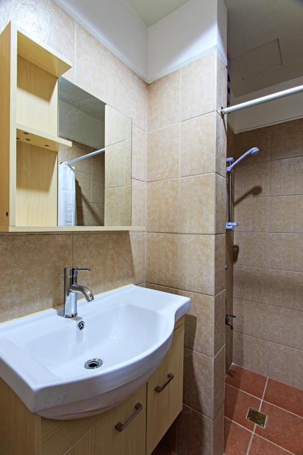Eon Centennial Soho Hotel سيبو الغرفة الصورة